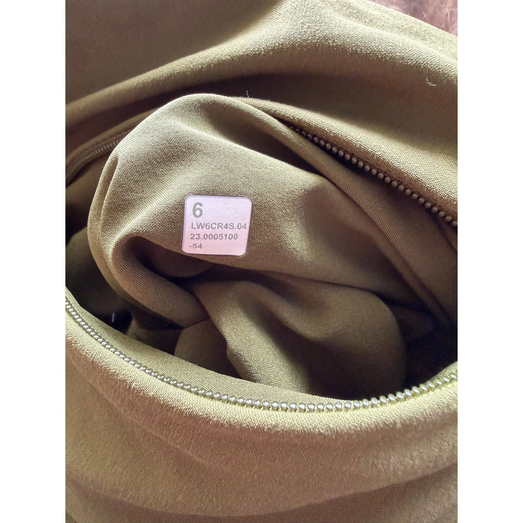 Lululemon Lightweight Mid-Rise Barrel-Leg Cropped Pant - Ether Green - Size 6