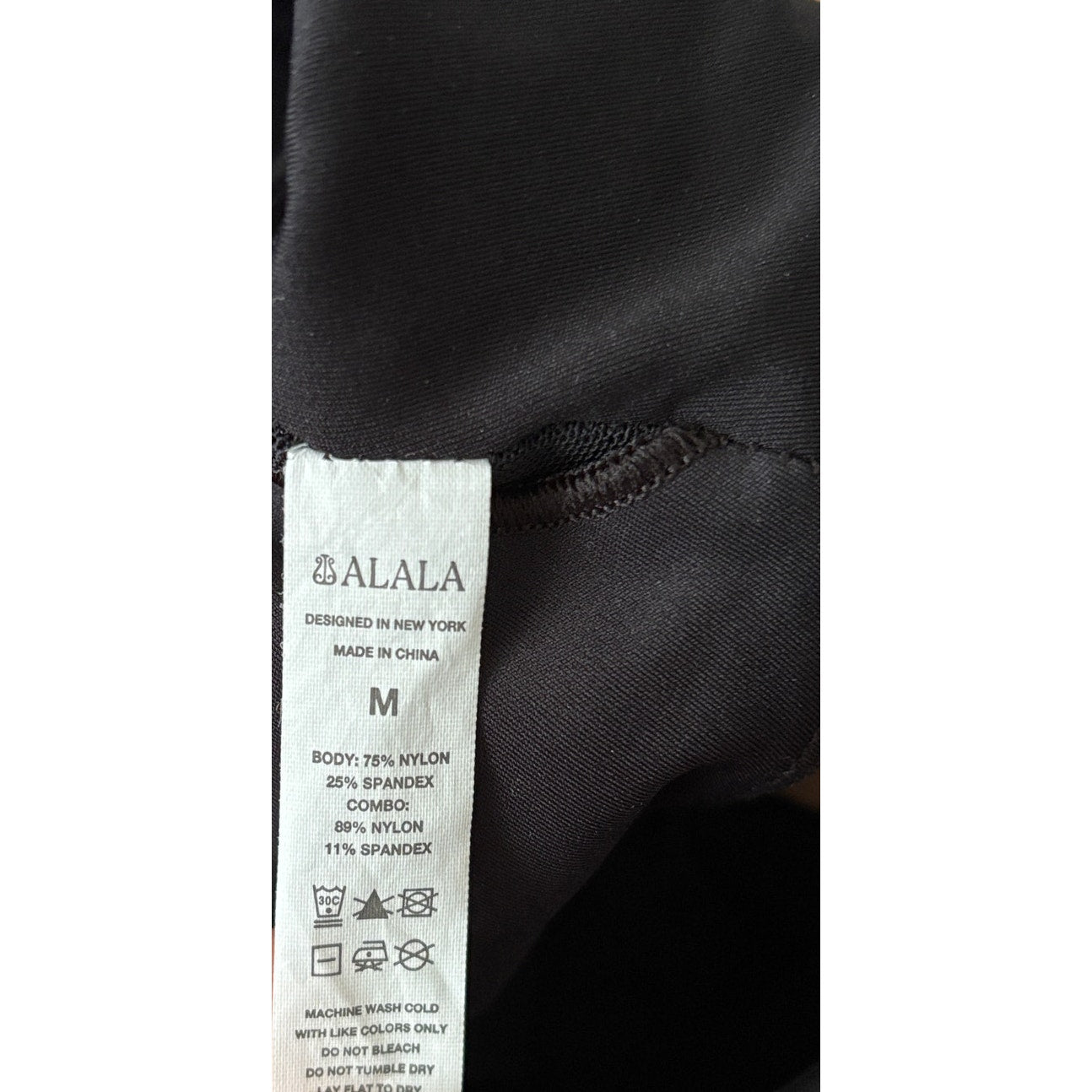 ALALA Tilly Long Line Bra - Black - Medium