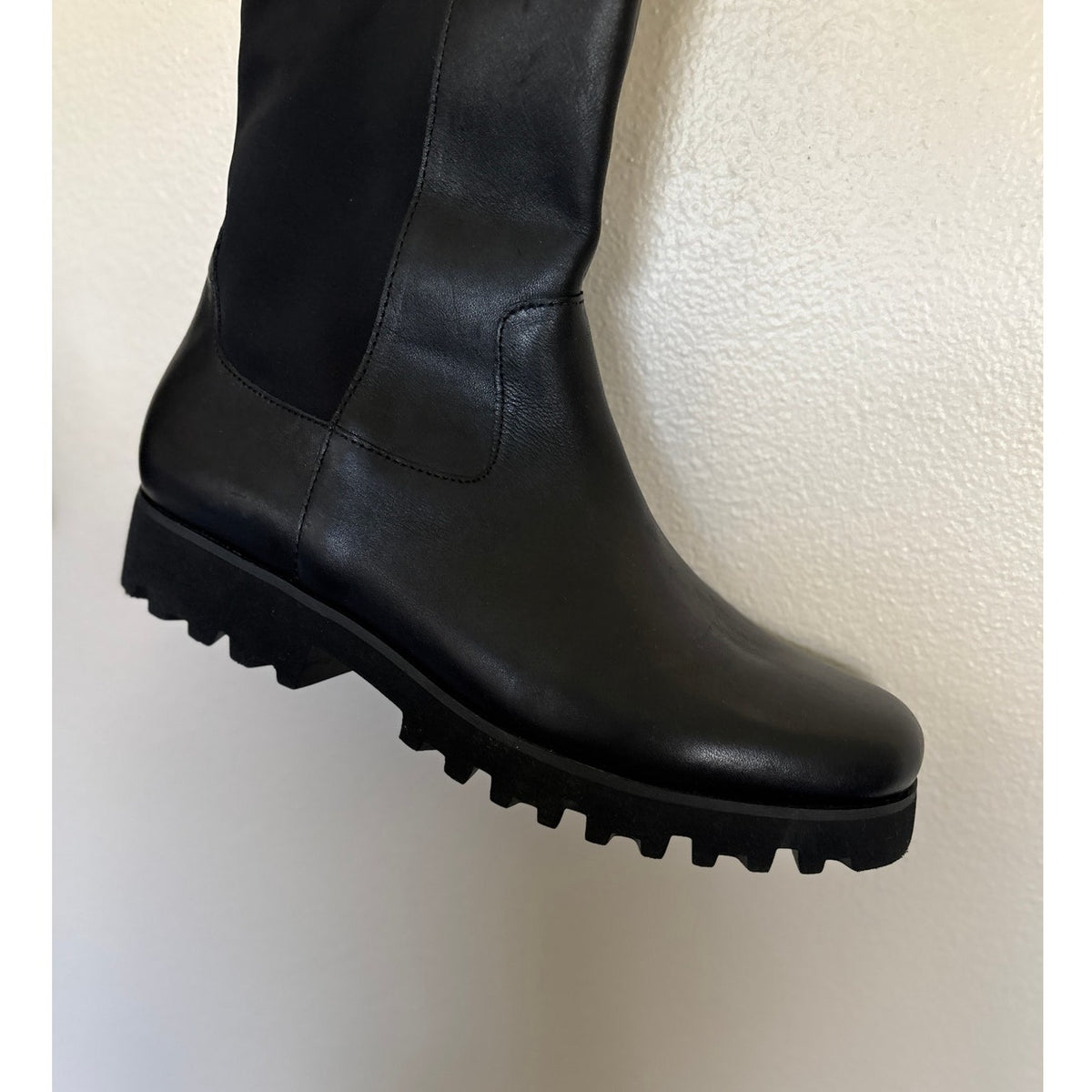 DONALD J PLINER Ronda Tall Leather Boots - Black - Size 7