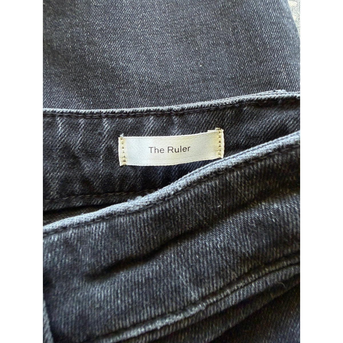Frame The Ruler Straight Leg Jeans - Grit Wash - Size 25