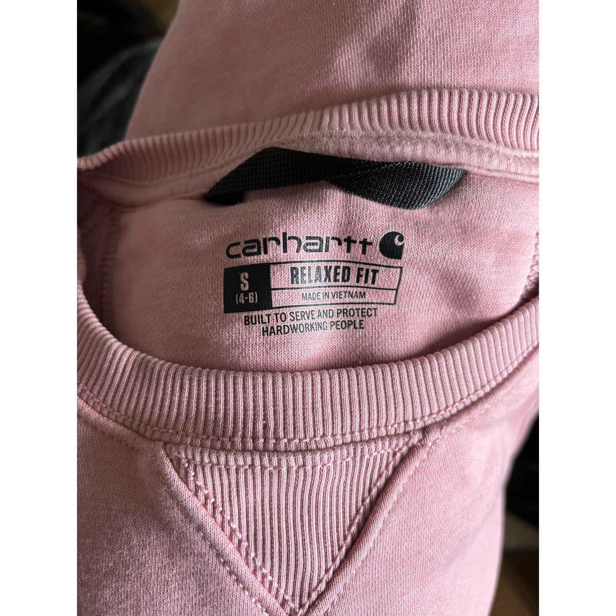 Carhartt Relaxed Fit Midweight Crewneck Logo Sweatshirt - Pink - Size Small