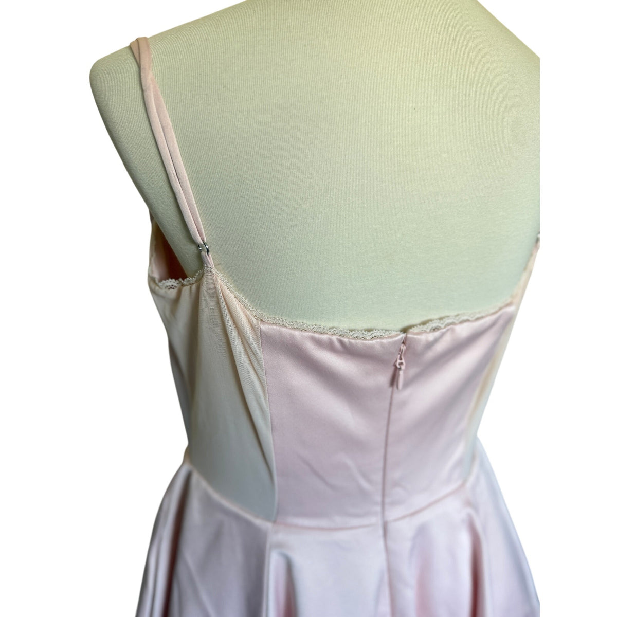 House of CB Mademoiselle Midi Dress - Ballerina Pink - Size L+