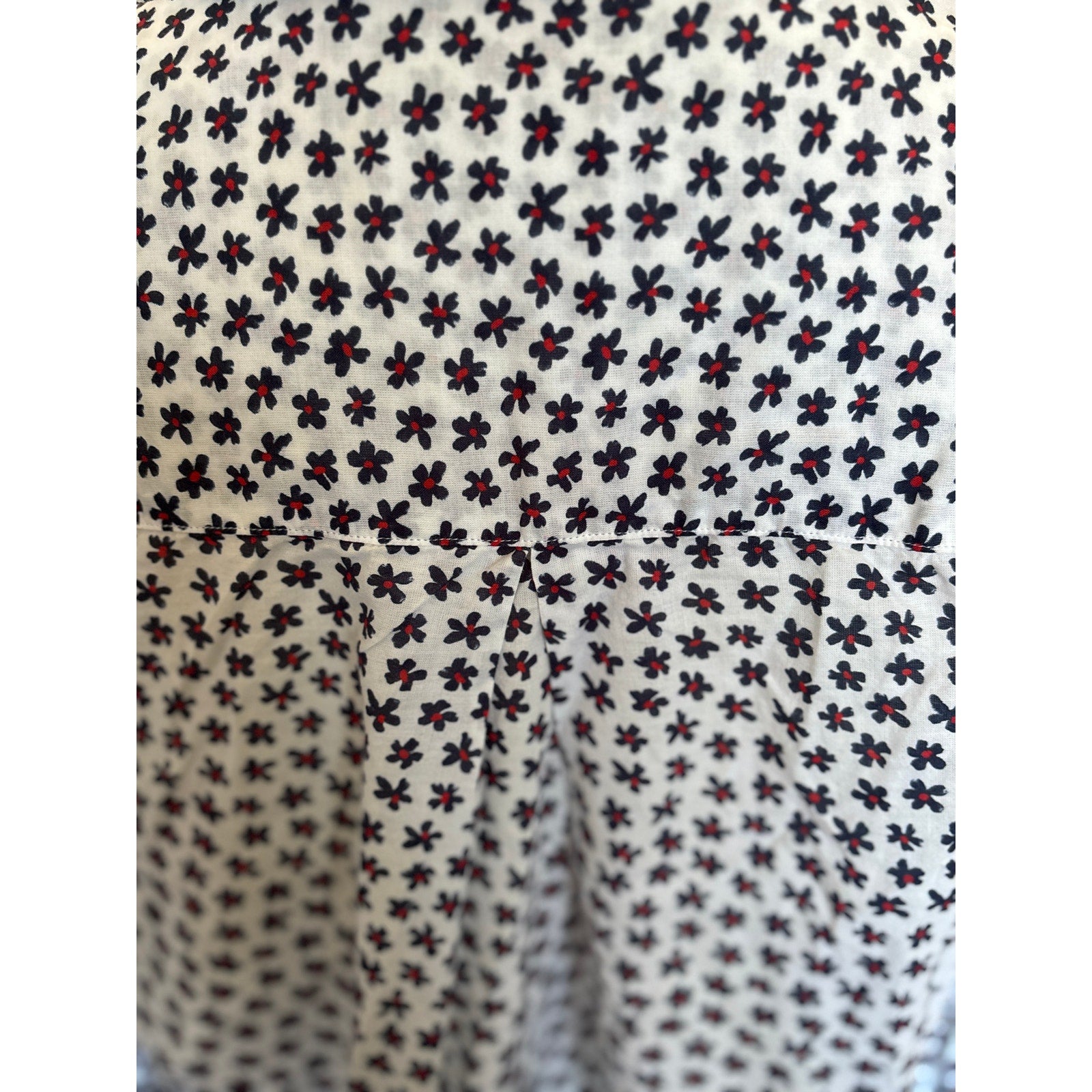 GRAYSON The Hero Button Up Shirt - Floral - Size Medium