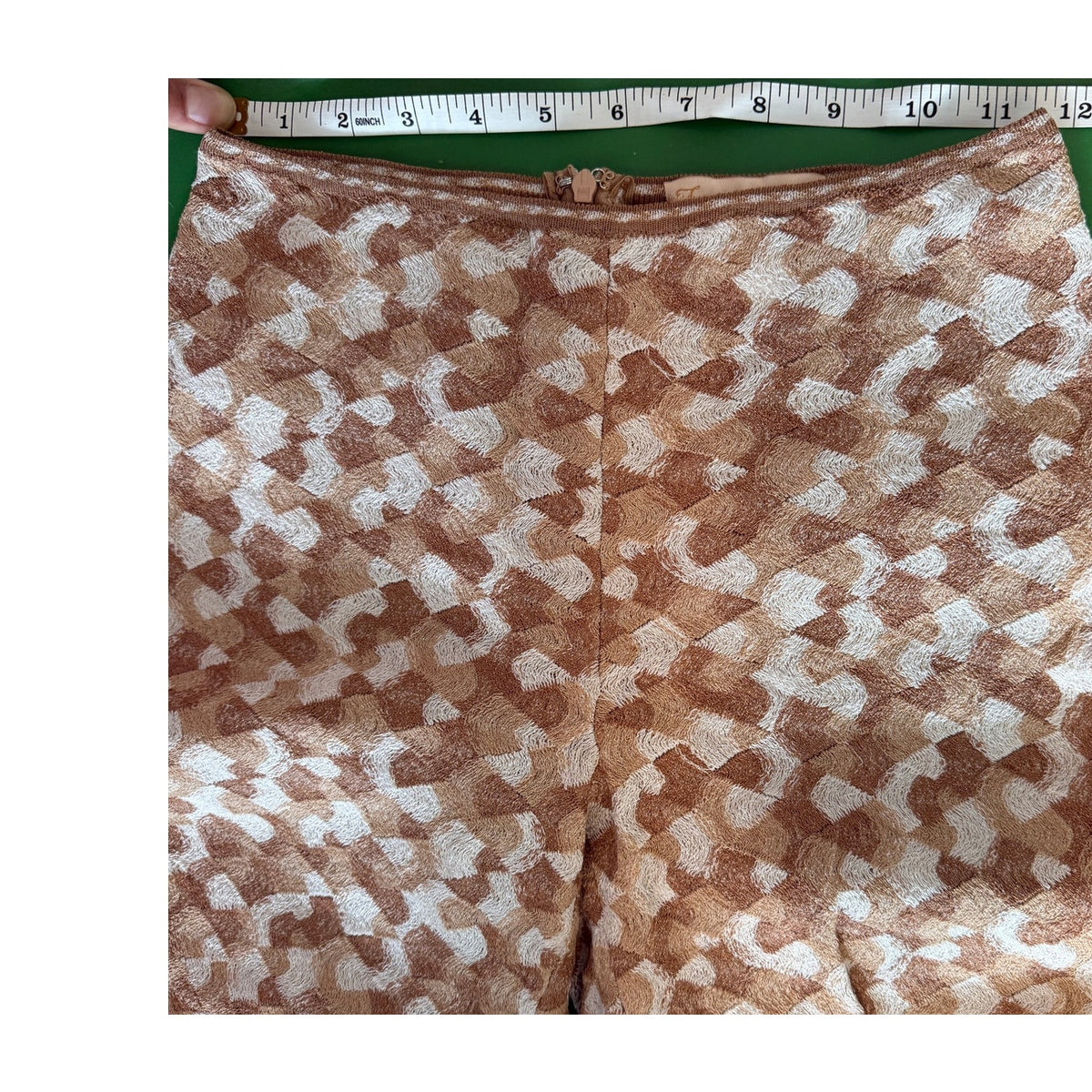 Vintage Jan and Carlos Geometric Pattern Knit Capri Pants - Cream/Tan - Size IT 40 US  6